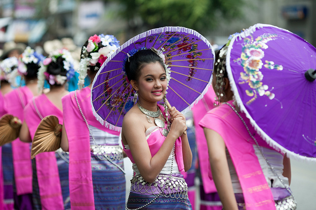 Say mê sắc màu lễ hội hoa Chiang Mai