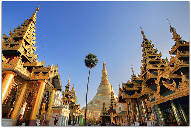 Yangon - nét đẹp thanh bình đầy mê hoặc