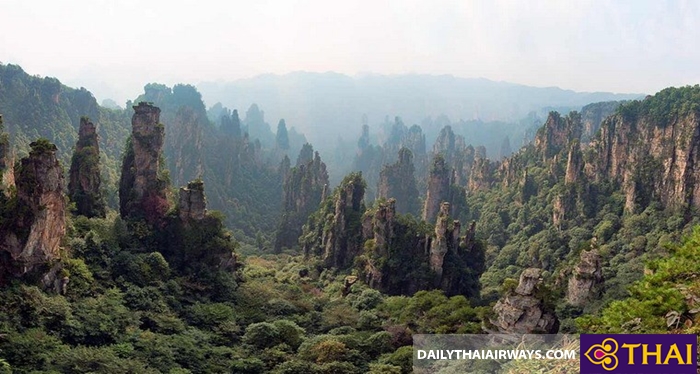 Khung cảnh thơ mộng của dãy Núi Lang nổi tiếng.